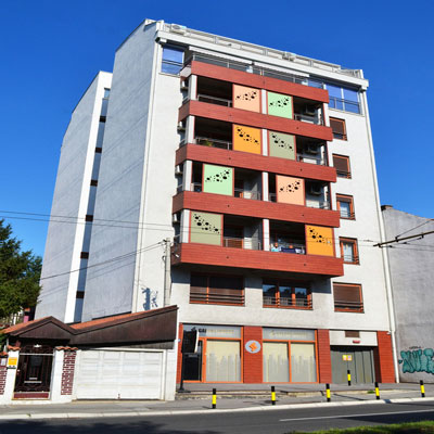 Stambeni objekat sa modernom stolarijom - Dimitrija Tucovića 42, Beograd